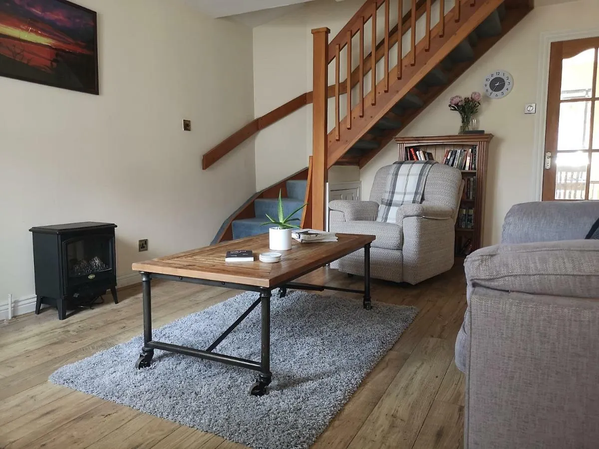 Cf10 House - Cardiff City Centre